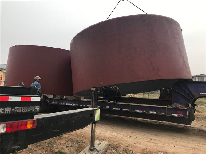 湖北華新水泥有限公司做的煤磨(大、小齒輪配件)和回轉(zhuǎn)窯(筒體配件)